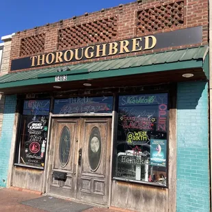 The front of the Resturaunt was so cool!!!!