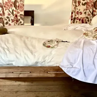 Original "Fanny packs" that were hidden under petticoats or dresses.