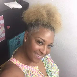 Winnie G.