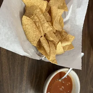 Chips and ranchero sauce (weird)