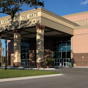 Thrasher-Horne Center for the Arts