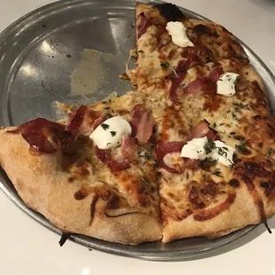 Little Pigs Pizza