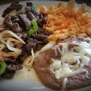Bistec Encebollado