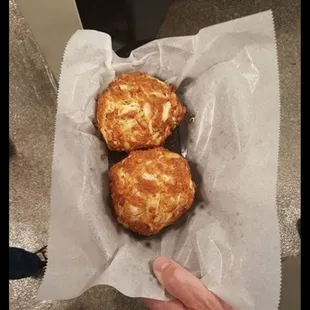 9oz Colossal Lump Crab Cakes