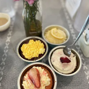 Complimentary cupcakes for Mother&apos;s Day