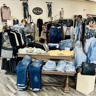 Three Birdies Boutique