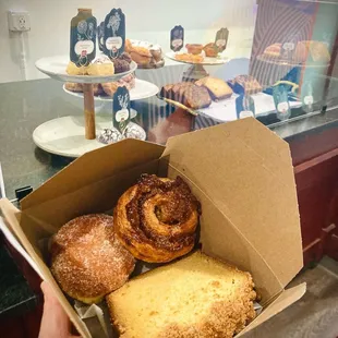 Morning Baklava, Bombolini (Italian donut - the vanilla pudding inside was EXTREMELY delicious) and my fave: Sour Cream Coffee Cake!