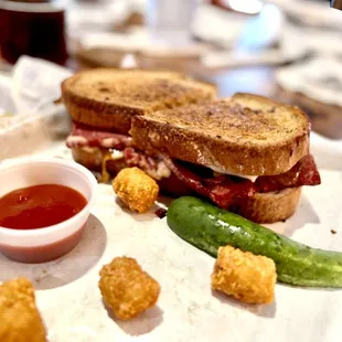 Pastrami Reuben