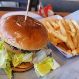 Three Canyon Burger Meal