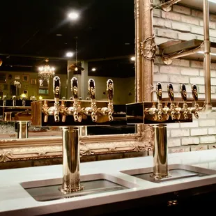 sushi and sashimi, interior