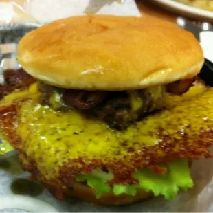 Three C&apos;s Angus Burger