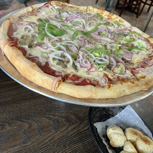 a pizza on a platter