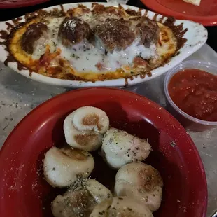 Baked spaghetti and garlic knots