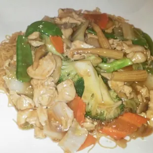 Happiness Lo Mein