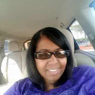 Sandra R.