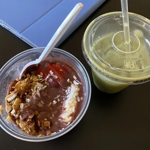 Reality: (post me scooping out a huge pile of coconut) very little strawberries and bananas