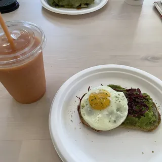 Mango Delight Smoothie