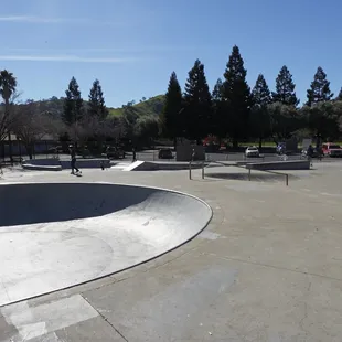 Good skate park with a lot to ride