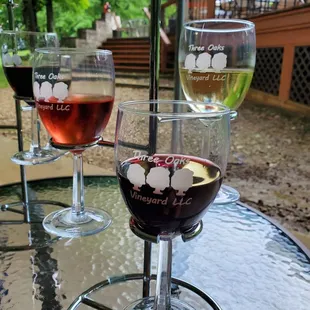 Three Oaks Vineyard