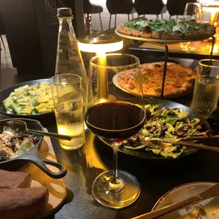 Pizzas, Brussel sprouts, pasta rigatoni