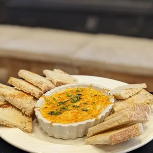 Artichoke &amp; 4 Cheese Fondue