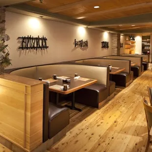 Dining available either in a booth or at tables