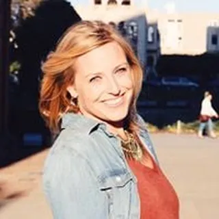 Christie S.