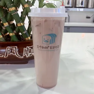 2. Hokkaido Strawberry Milk Tea