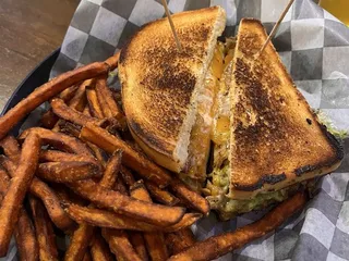 Catch 22 Sports Grill