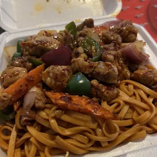 Jalapeño chicken and lo mein