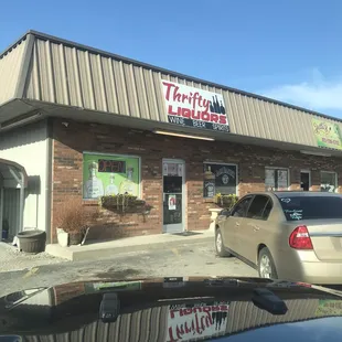 Thrifty Liquors