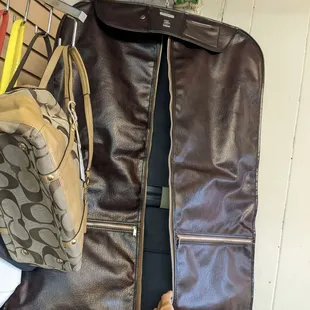 Samsonite suit bag, $5!