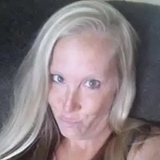 Cindy B.
