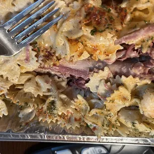 Cajun Pasta Stuffed Turkey Leg