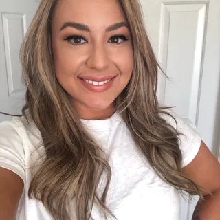 Nicole V.