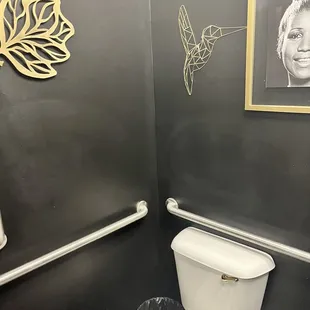 Cute decor in bathroom