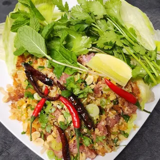 Nam Khao Salad