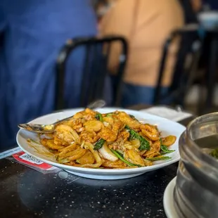 pan fried rice cake with chicken