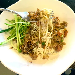 Noodle w.Minced Pork Sauce