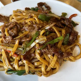 Beef Tenderloin Udon w.Black Pepper