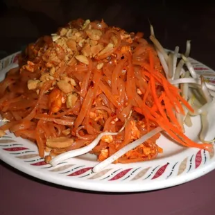 Vegetarian pad Thai.