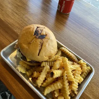 Thunder Classic Burger