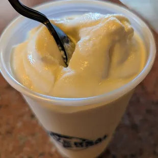 Vanilla milkshake