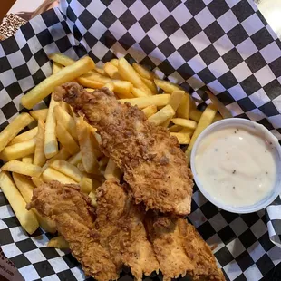 Little Biker's chicken strips