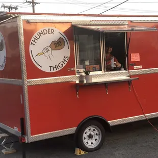 Thunder thigh trailer