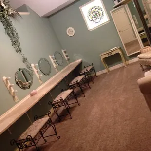 Brides room to get ready. It&apos;s large and has lots of vanity mirrors!