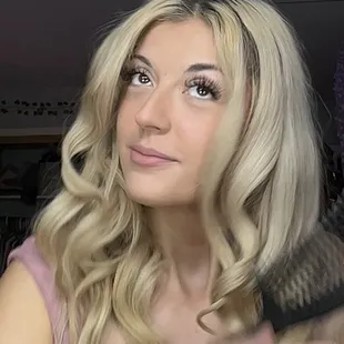 ARIANA with her curls, in September 2024.