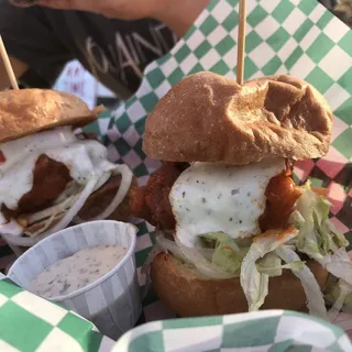 Fopo Chik'n Sliders (2 sliders vegan)