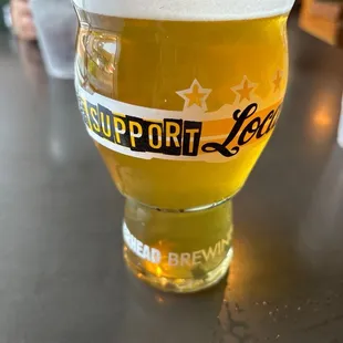 oysters and mussels, drink