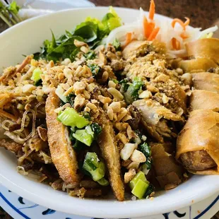 bún bì chả giò thịt nướng  $13
